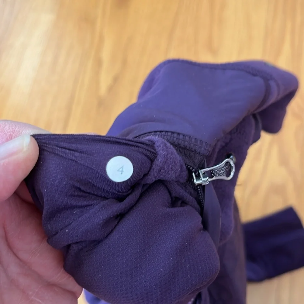 Lululemon Fleecy Keen Jacket size 4 purple